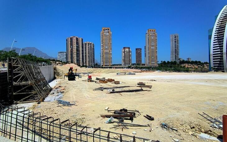 El Ayuntamiento ha tenido sin controlar las contraprestaciones millonarias de TM a Benidorm por el pelotazo de Poniente